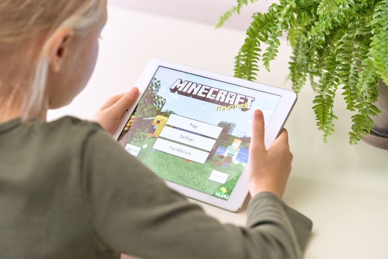 Minecraft: Why are kids, and educators, so crazy for it?