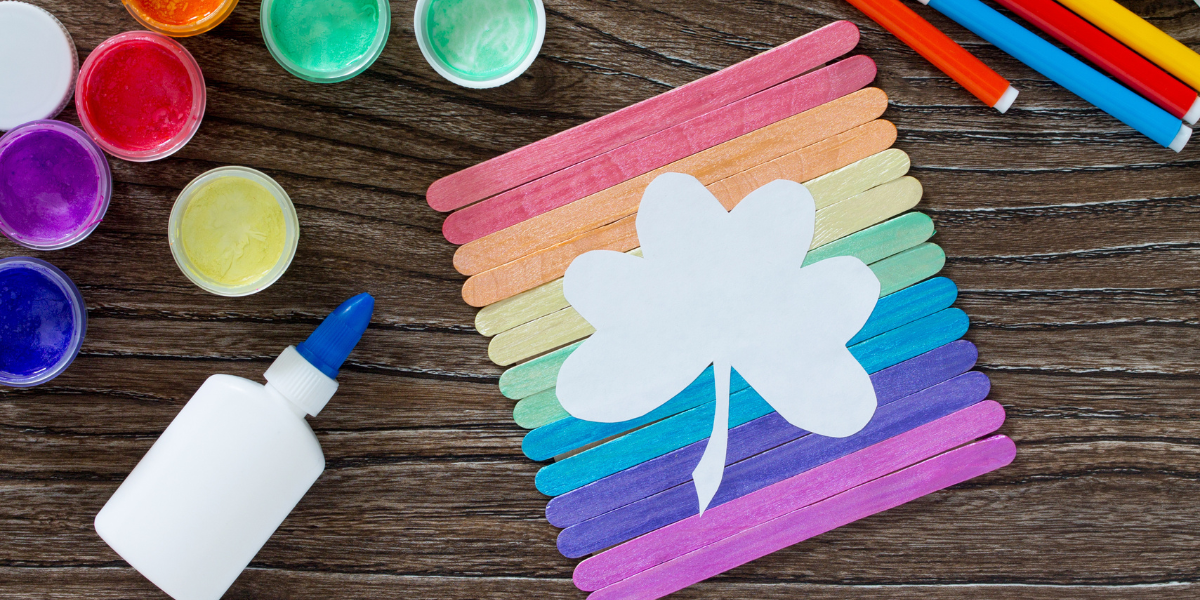 Bright and cheerful St. Patrick’s Day crafts featuring rainbows, shamrocks, and gold coins, a fun and engaging kid-friendly St. Patrick’s Day activity.