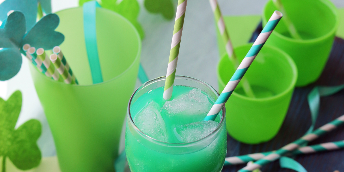 A festive green beverage made with safe, kid-friendly ingredients, perfect for celebrating St. Patrick’s Day with a fun and colorful drink.